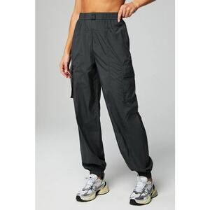 Fabletics Lightweight Cargo Jogger Pants Women's Medium Black Pull On Baggy NWT